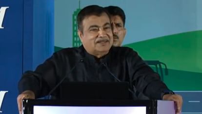 Union Minister Nitin Gadkari proposes 10 percent additional GST on diesel vehicles as pollution tax