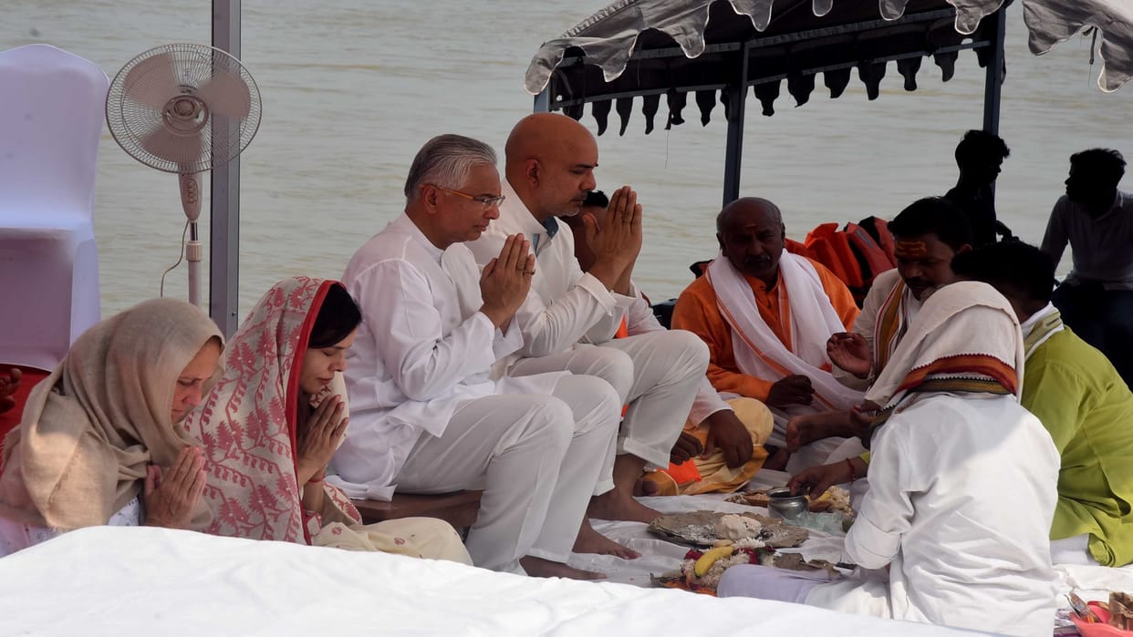 Mauritius Prime Minister Pravind Jugnauth says It is great privilege to darshan of Baba Vishwanath in Kashi