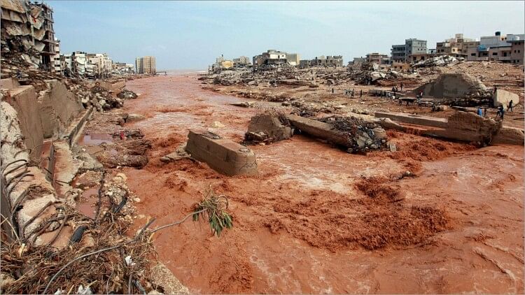 Libya Flood: लीबिया में विनाशकारी बाढ़ से 5200 से ज्यादा मौतों की आशंका, 10 हजार लोग लापता