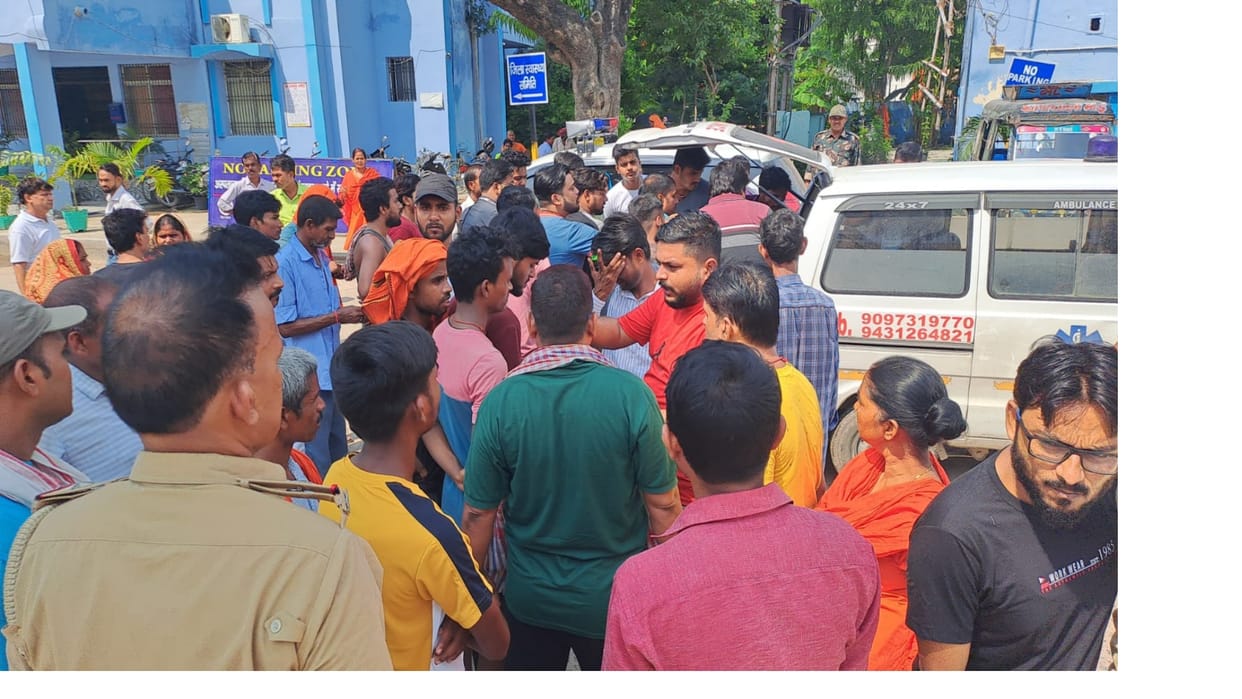 Bihar morale of criminals is high two friends were shot and injured in Vaishali police is investigation