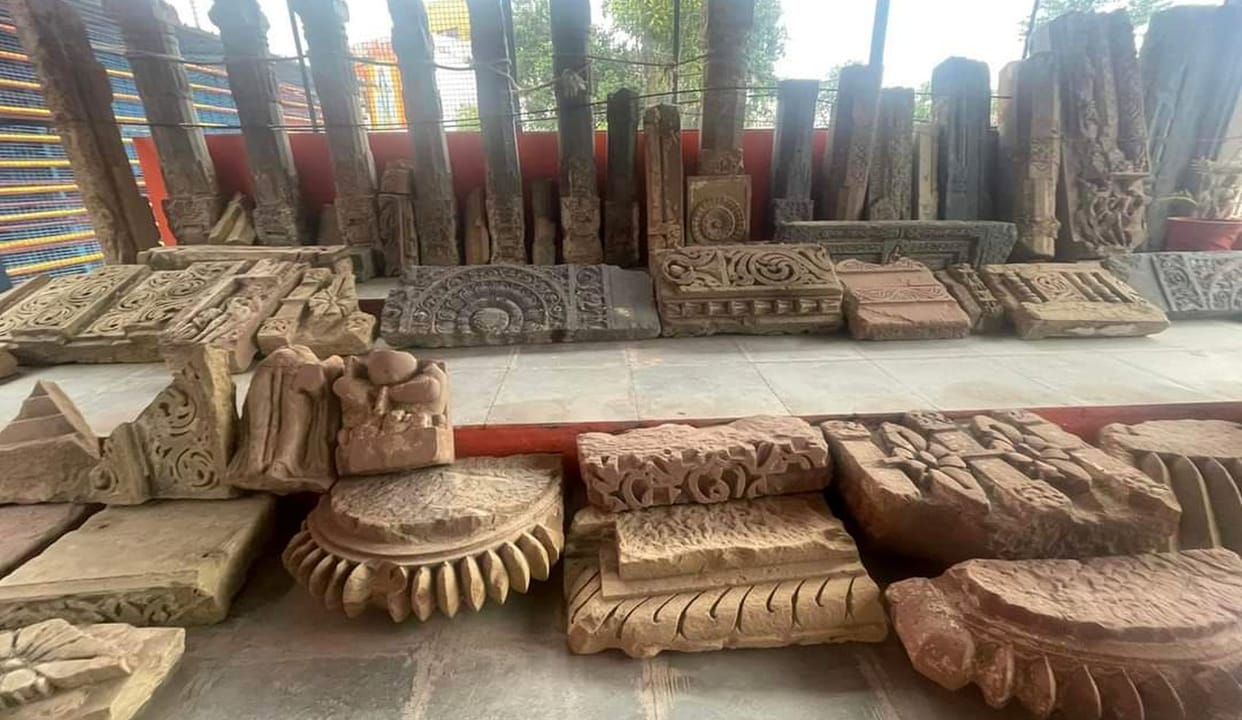 Ayodhya: Ram devotees will be able to see evidence of two thousand years old temple