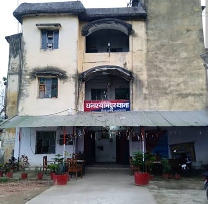Bihar Police : अपहर्ता की एक गलती पर मुंबई पहुंची पुलिस; 10 दिनों में नाबालिग से क्या किया, मेडिकल जांच हो रही Bihar News; 15 year old girl kidnapped in Darbhanga; Girl recovered from Mumbai; love trap, love jihad