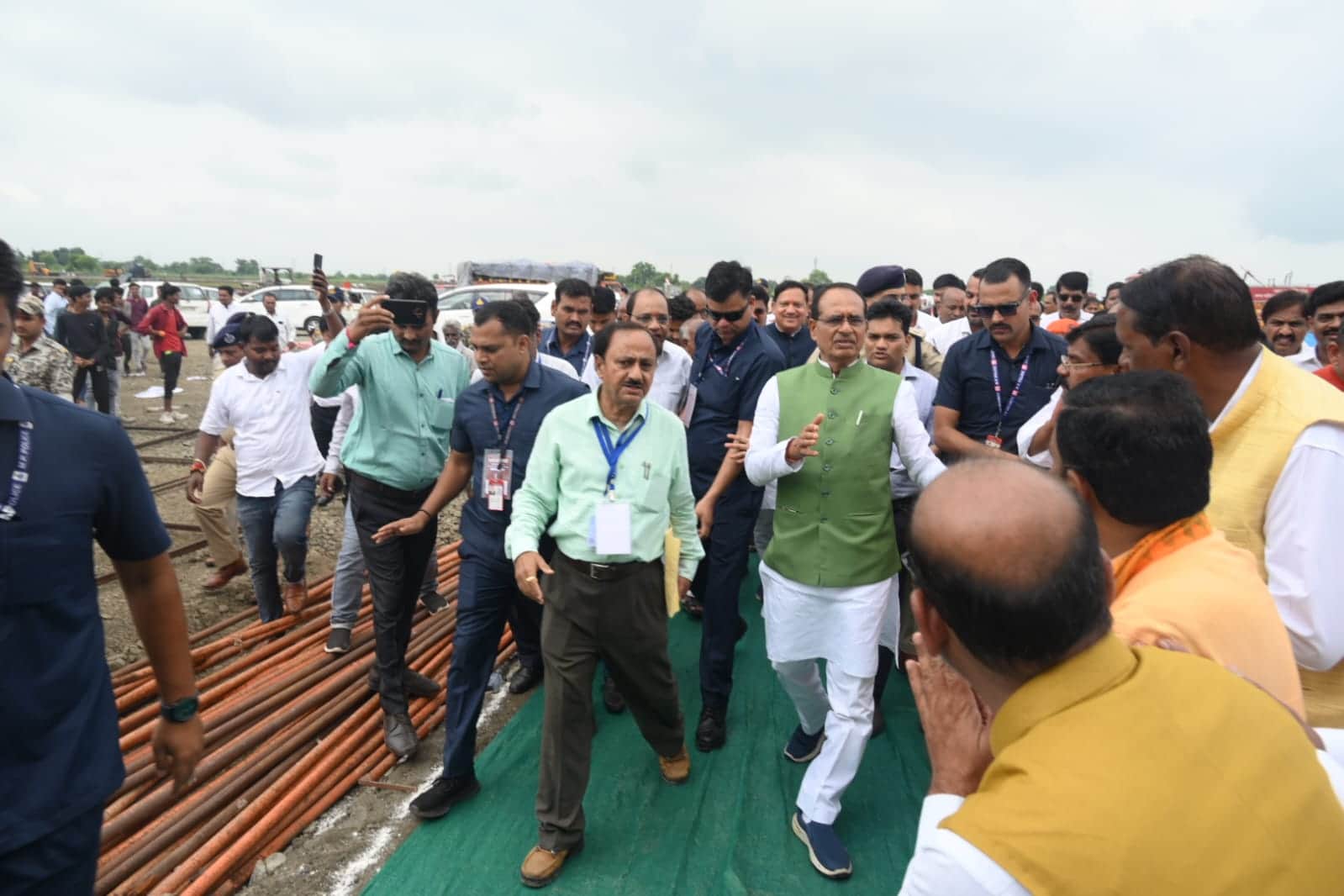 MP News: Before PM Modi's program, CM Shivraj inspected the meeting venue, made Khimlasa a tehsil.