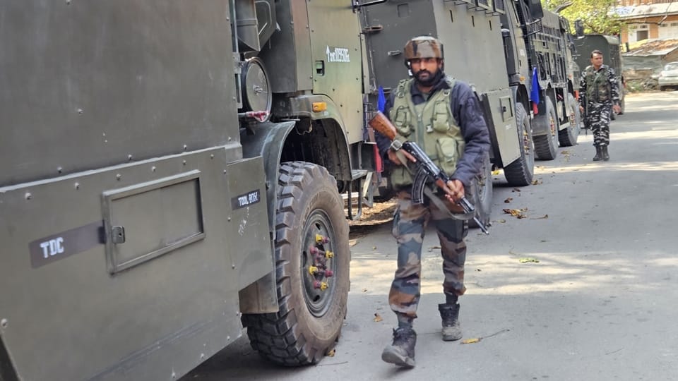 Suspicion of same group of terrorists from Kulgam being in Kokernag Pakistanis also among them