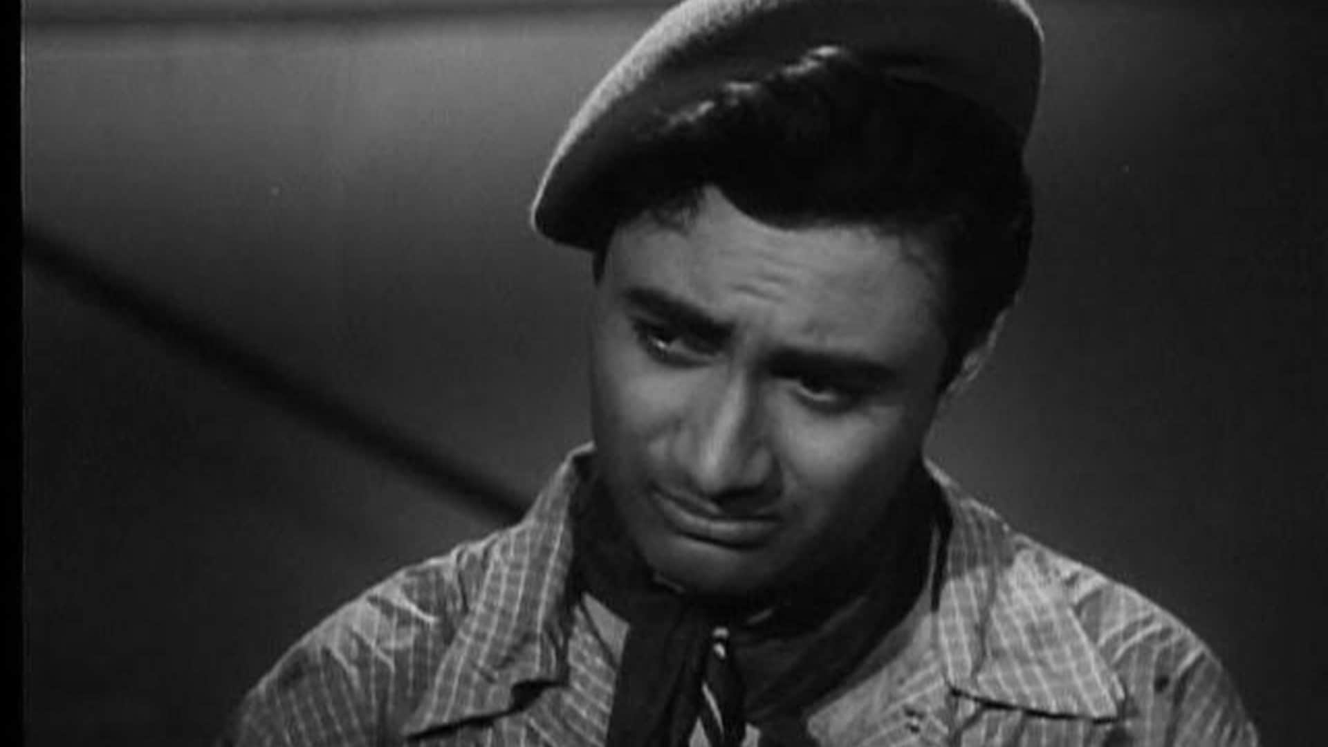 These actors who left Government job for acting rajinikanth dev anand raaj kumar amrish puri