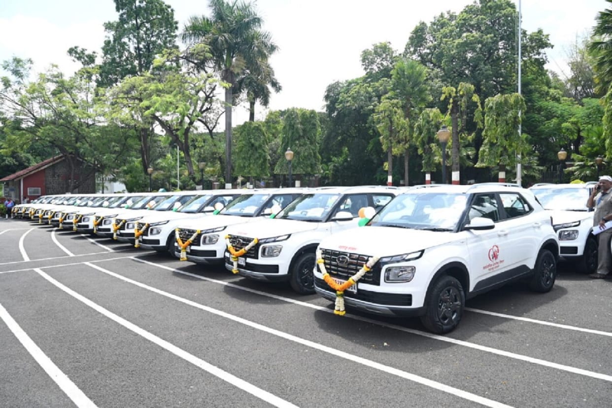 Hyundai Motor India delivers 46 Venue subcompact SUV to Department of Health Maharashtra government