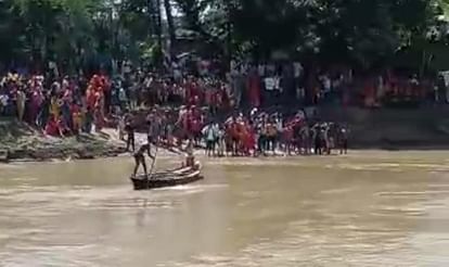 Bagmati Boat Tragedy : accident today in muzaffarpur, many children missing in bagmati river, kk pathak news