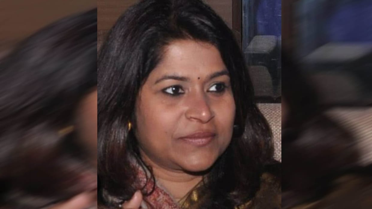 Uttarakhand IAS Manisha Panwar took VRS She was facilitator of investor conference