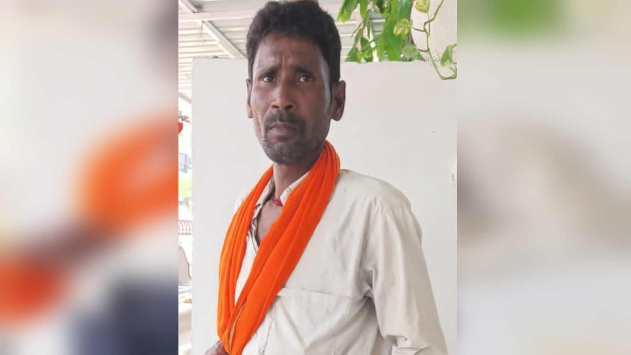 49 thousand rupees looted from laborer near medical college