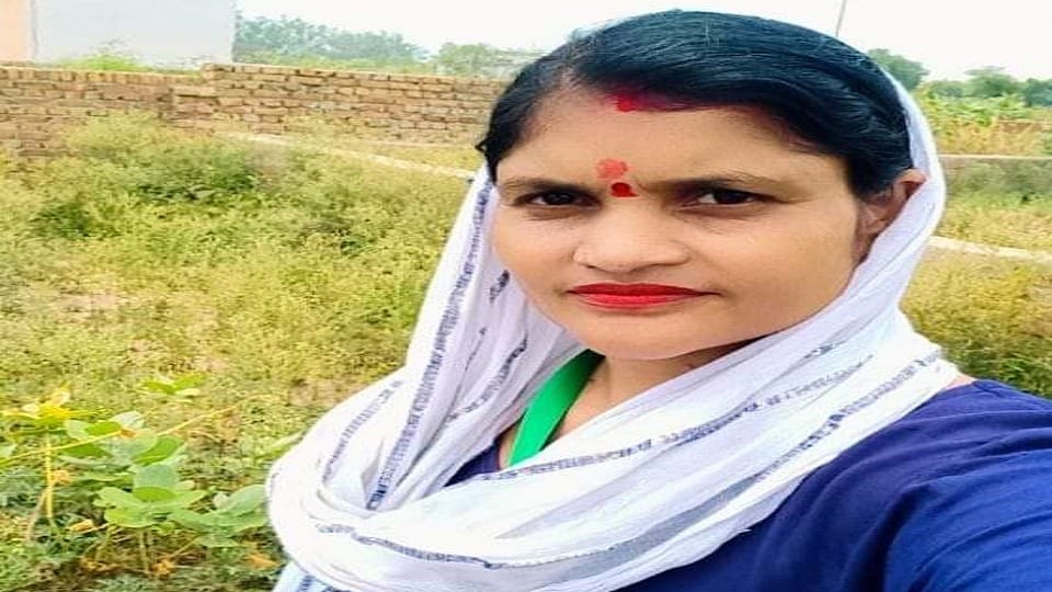 School bus crushes scooter, female shikshamitra dies