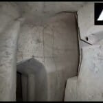 हरदोई में जमीन के नीचे दो मंजिला मकान