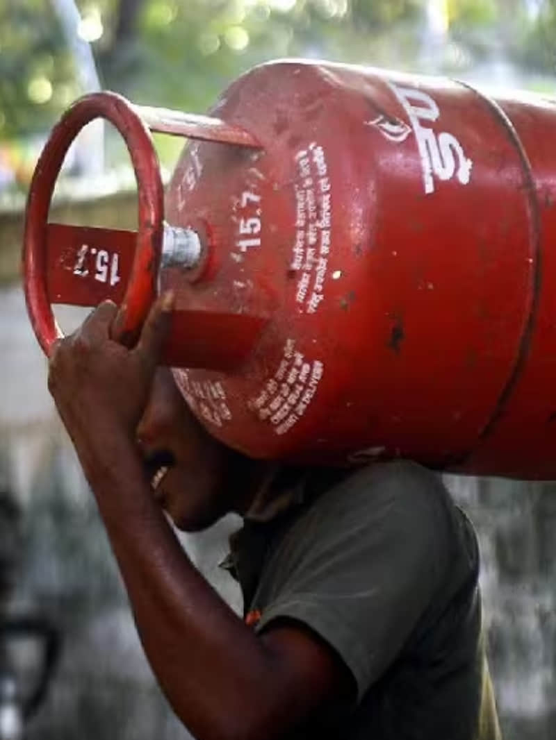 450 रुपये में गैस सिलेंडर