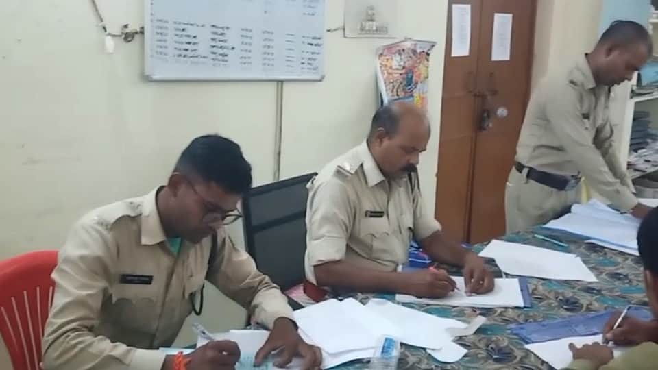 आरोपी के खिलाफ कार्रवाई में जुटी पुलिस