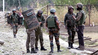 पाकिस्तान की नापाक हरकत: अरनिया सेक्टर में विक्रम पोस्ट पर की फायरिंग, दो जवान घायल Pakistan opened fire on Vikram Post in Arnia Sector of Jammu District