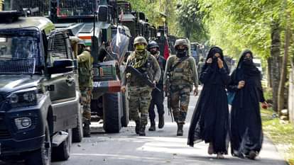 Anantnag Encounter Updates: Jammu And Kashmir Police, Gunfight Drone Attack on Terrorist, Search Operation