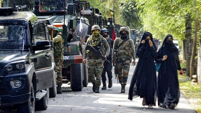 Anantnag Encounter Updates: Jammu And Kashmir Police, Gunfight Drone Attack on Terrorist, Search Operation