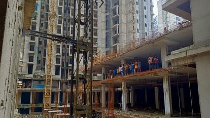 Eight people dead so far in lift accident in Greater Noida Dream Valley Phase two
