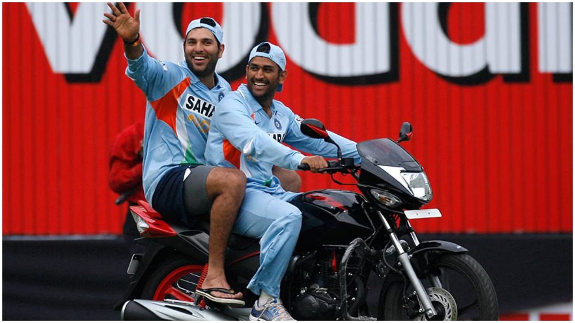 Fan says MS Dhoni Gave Him Ride On His Yamaha Bike After Practice Session, Watch Video Goes Viral