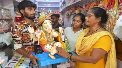 When is Ganesh Chaturthi in 2023 18 or 19: Eco Friendly Ganpati Bappa Idols For Ganesh Utsav 2023
