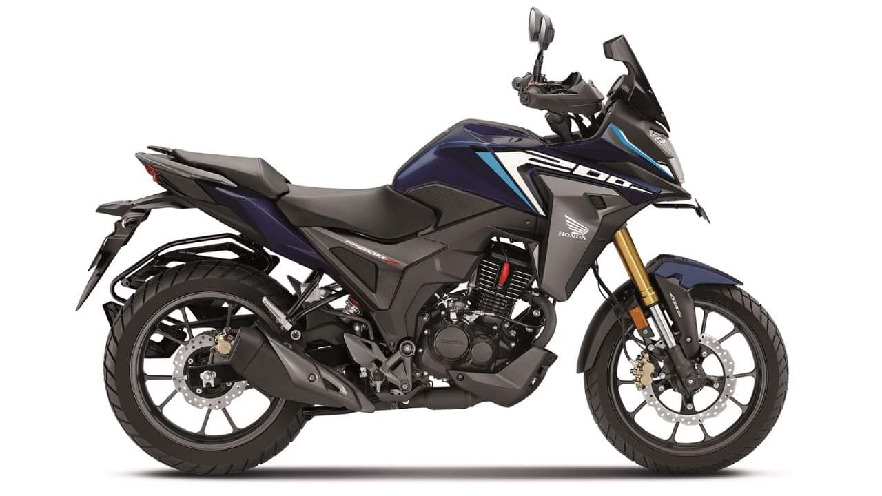 comparison between two new 200 cc bikes, know the details of engine and features