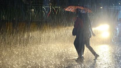 Indore: इंदौर जिले स्कूलों में 16 सितम्बर को रहेगा अवकाश, भारी बारिश की वजह से कलेक्टर ने की छुट्टी tommorrow holiday in Indore schools on 16th September due to heavy rain Collector order
