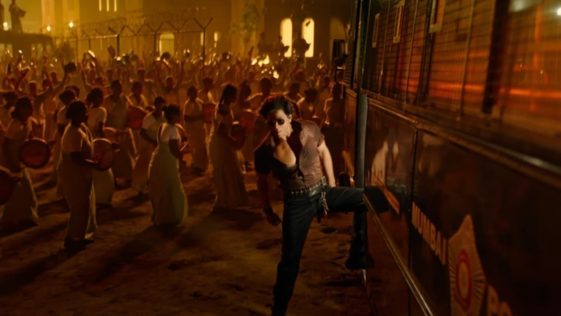 Jawan Box Office collection Worldwide Shah Rukh Khan beats his Own Film Pathaan Details inside