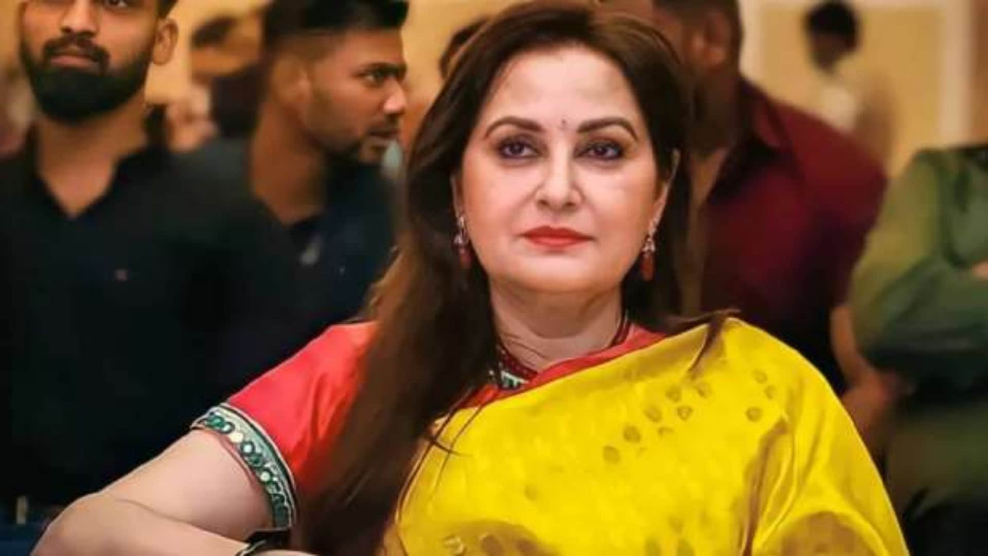 These Actress Did Not Get Pregnant After Years Of Marriage Kirron Kher Shabana Azmi Jaya Prada