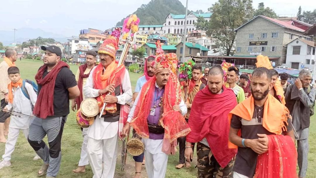 Shri Manimahesh Yatra has been temporarily stopped due to heavy rain