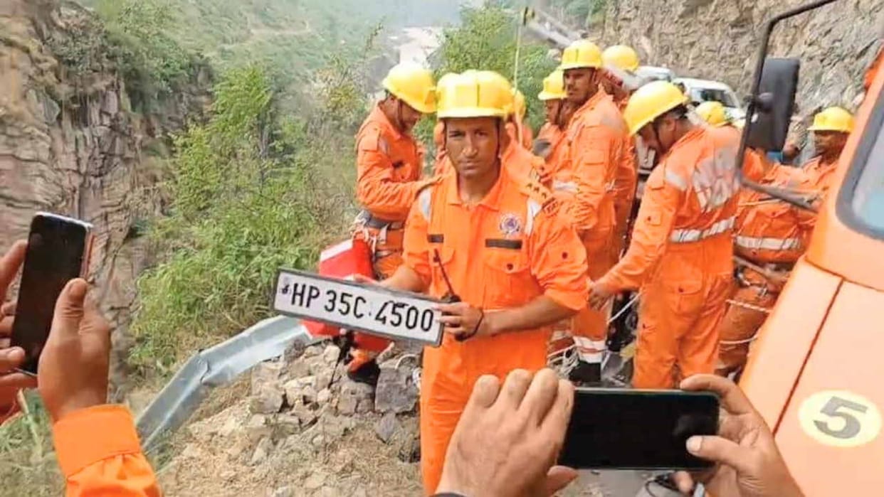 Number plate of the car of missing businessman of Ani found with the help of NDRF