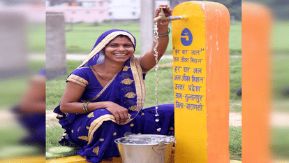 Yogi government has become number one in providing tap connections to the rural families of UP