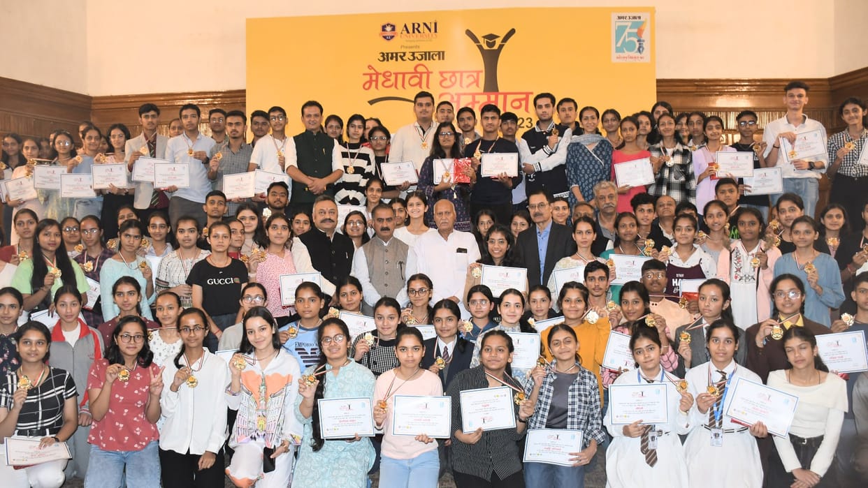 CM Sukhvinder Singh Sukhu awarded HP Board Toppers in Amar Ujala Medhavi Chhatra Samman Samaroh in Shimla