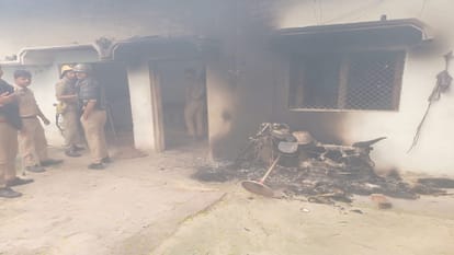 Kaushambi News : Daughter, Son-In-Law And Father-In-Law Shot Dead, Family Members Burnt