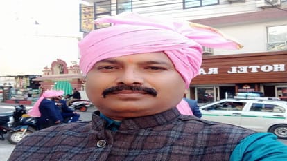 BJP workers rejoiced at Rajendra Mishra being made metropolitan president again