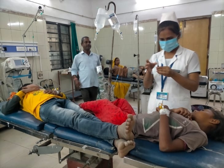 Bihar News: hundred children fall ill after eating mid day meal in Samastipur school, food poisoning, sulfas