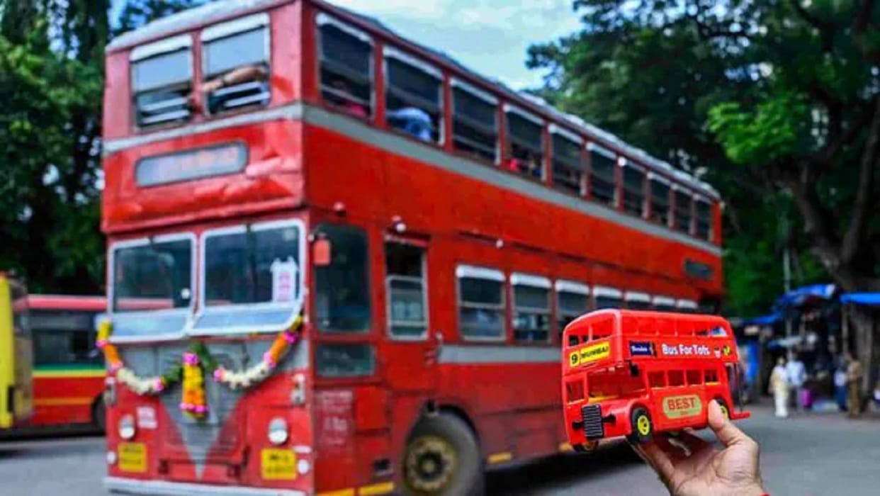 Mumbai bid emotional farewell to its iconic double-decker buses