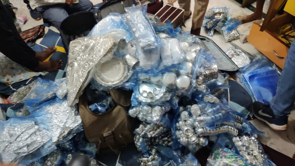 Police recovered 127 kg silver jewelery