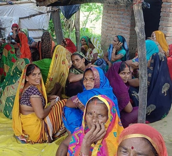 Gonda: Mother fed milk to daughter after snake bite, both died