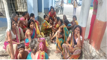 Bihar: नालन्दा में राजगीर-बख्तियारपुर रेलखंड पर मिला युवक का शव, परिजनों के चीत्कार से गमगीन हुआ सदर अस्पताल Bihar Dead body of a youth found on Rajgir Bakhtiyarpur railway section in Nalanda