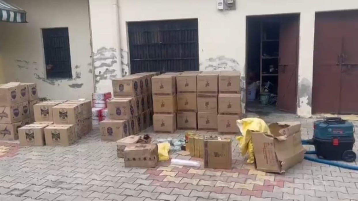 150 boxes illicit liquor seized from councillor house in Una Gagret Himachal Pradesh