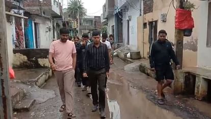 Rain In Ujjain Due to continuous rain low lying areas of the city are filled with water