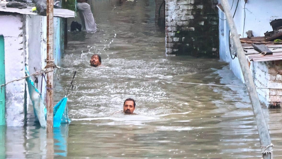 Indore Rain barish Weather Update Today IMD Rainfall red Alert in Madhya Pradesh Hindi news