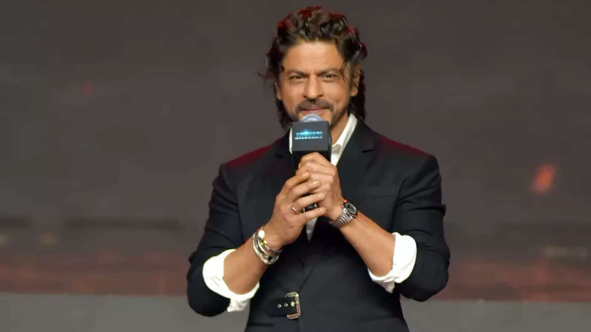 Shah Rukh Khan Says I Love You To Jawan Co actor Vijay Sethupathi said we can get marry now