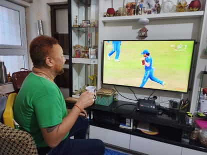 india vs sri : indian bowling in Sri lanka vs India match, ishan kishan state bihar happy with catch taken
