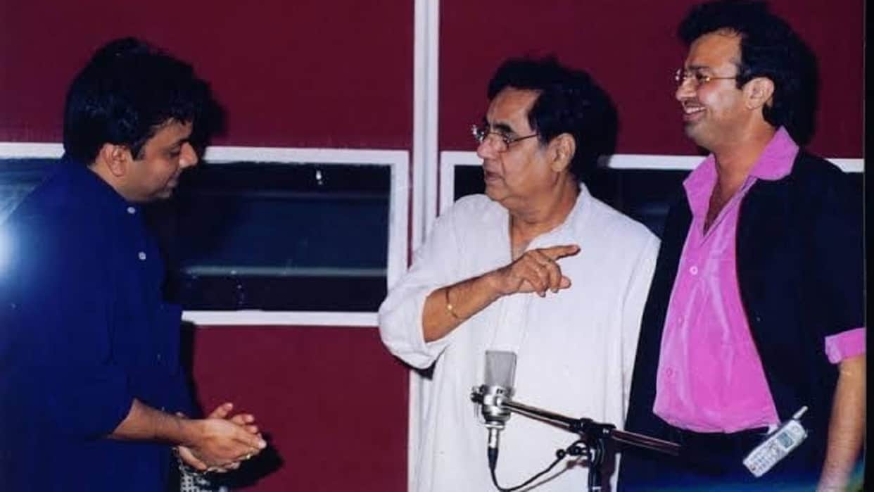 Nikhil Kamath Exclusive interview music duo Nikhil Vinay first break turning point Anuradha paudwal t series