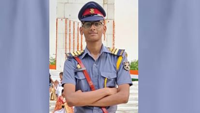 Case filed in the death case of a student in Sainik School in Lucknow.