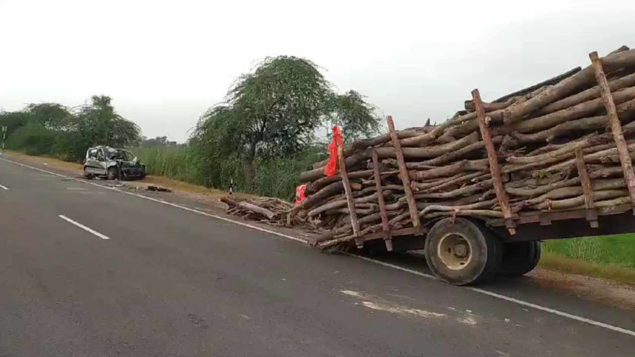 Four people died and one injured in a road accident in Muktsar