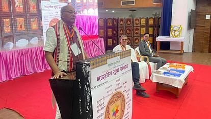 Yuva Sansad Girish Gautam says Those who point fingers should know that no one can spoil Sanatan Dharma