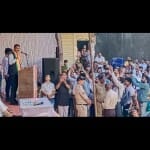 बेटमा में जन आशीर्वाद यात्रा को संबोधित करते फडणवीस
