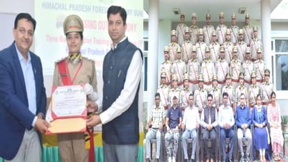 Mandi News: प्रदेश को मिले 31 उप वन राजिक, सुंदरनगर अकादमी में हुआ दीक्षांत समारोह State gets 31 Deputy Forest Officers, convocation ceremony held at Sundernagar Academy