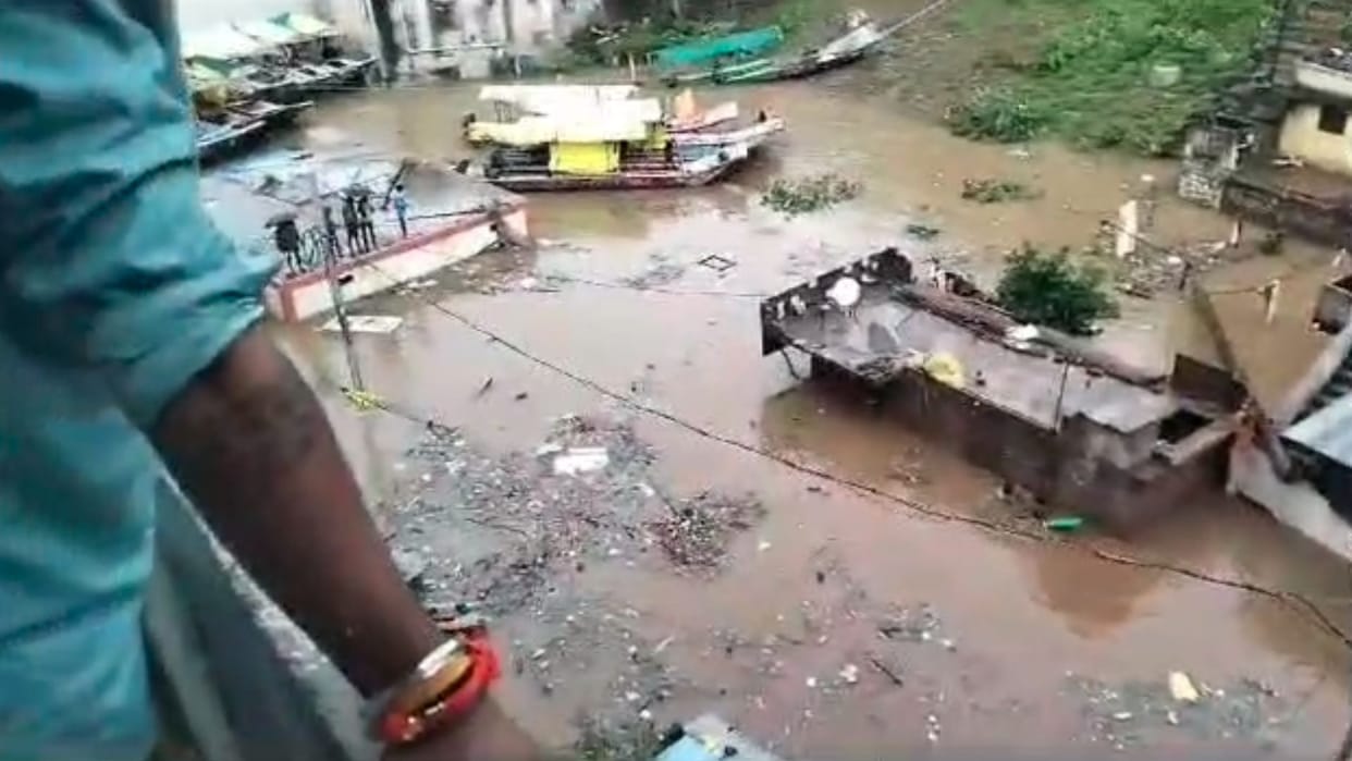 Khandwa flood: People said - Water was not released from dam on time to please the CM, hence flood occurredMuj